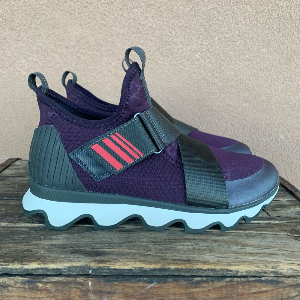 Sorel Kinetic Plum Sneaker